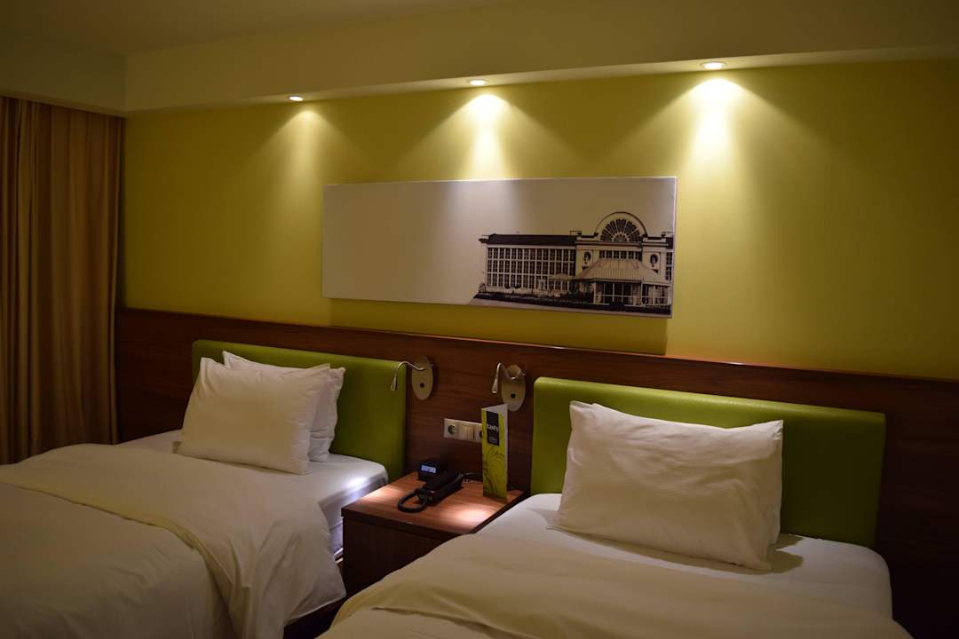 Betten Hampton by Hilton Warsaw City Centre