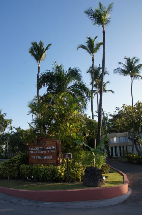 Zufahrt Hotel Grand Palladium Palace Resort, Spa & Casino