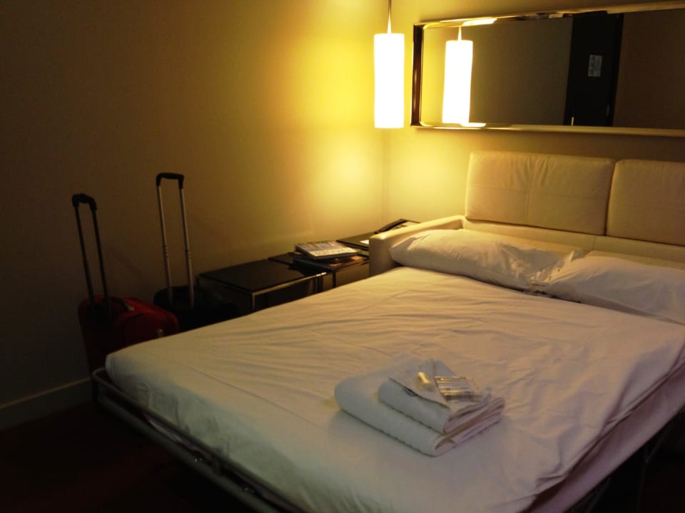 Livingroom Park Plaza Westminster Bridge London