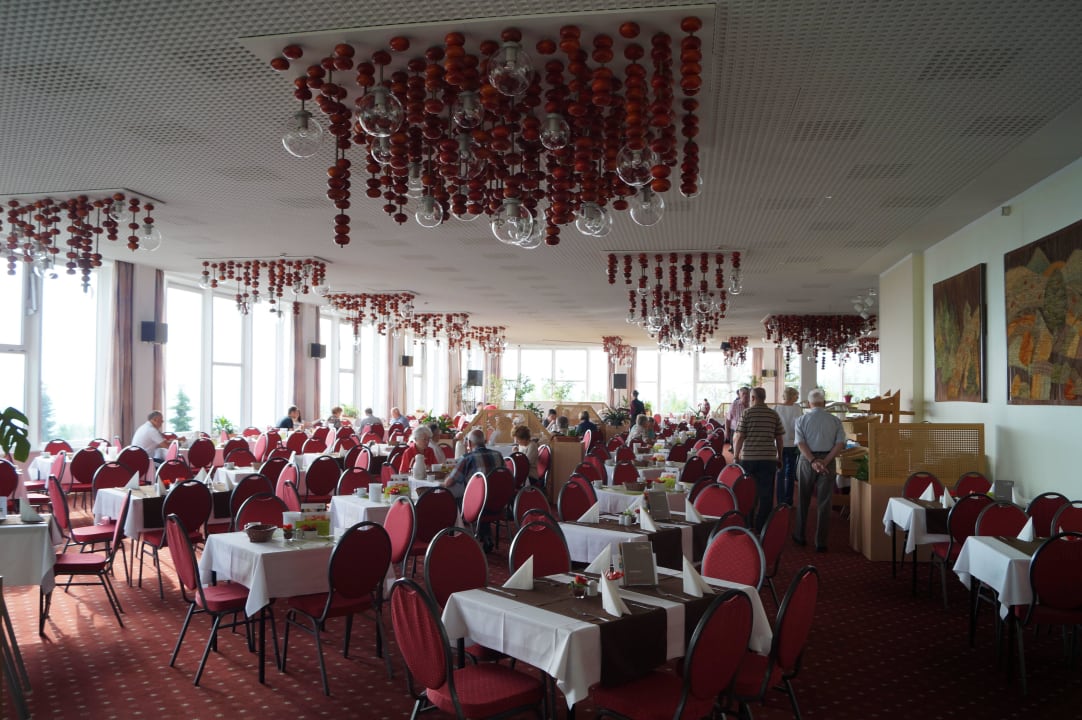 Der Speisesaal AHORN Hotel Am Fichtelberg