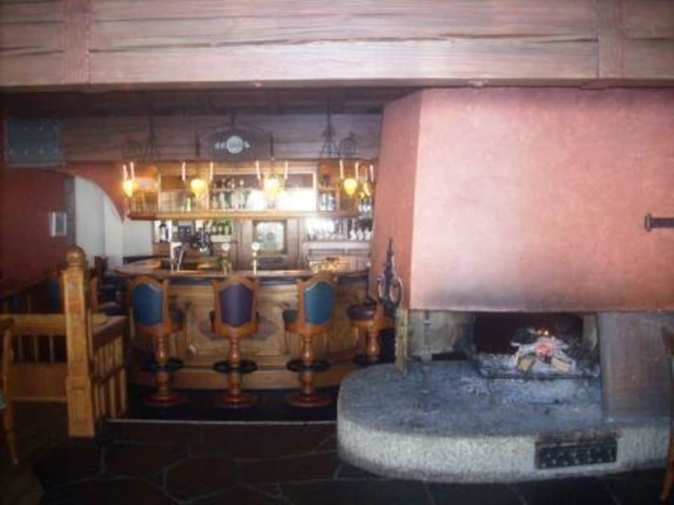 Kaminzimmer und Bar Berghotel Rehlegg