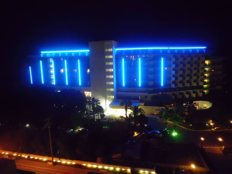 Blick vom Palace auf´s Beach Hotel Calypso Beach