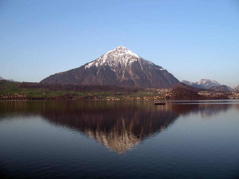 Beatus-Blick vom 3. Stock auf den Niesen Beatus Wellness- & Spa-Hotel