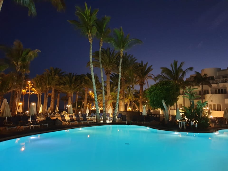 Pool Hipotels La Geria