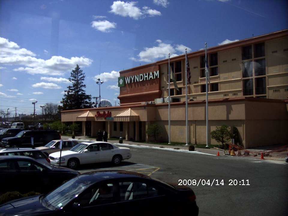 Außen Hotel Wyndham Garden Newark Airport