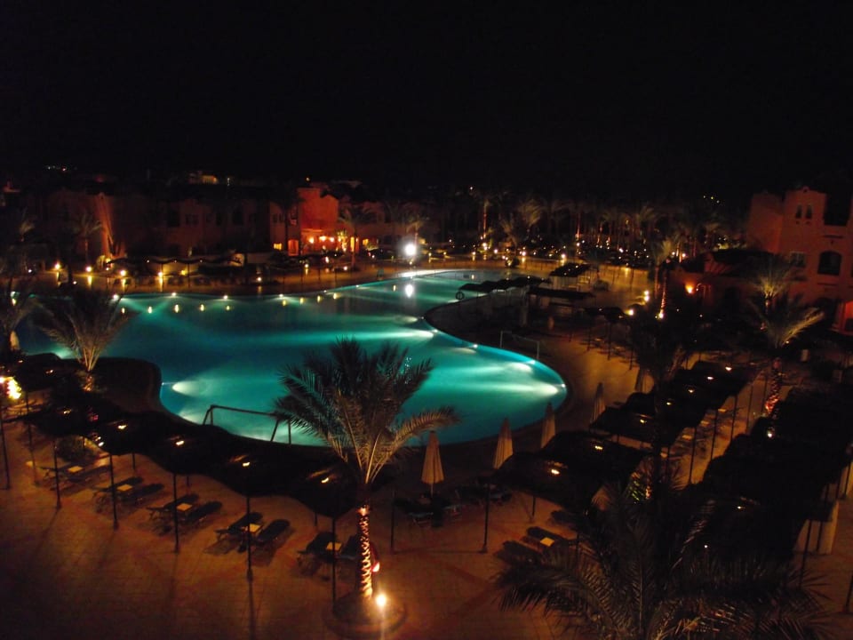 Bei Nacht Jaz Makadi Oasis Resort