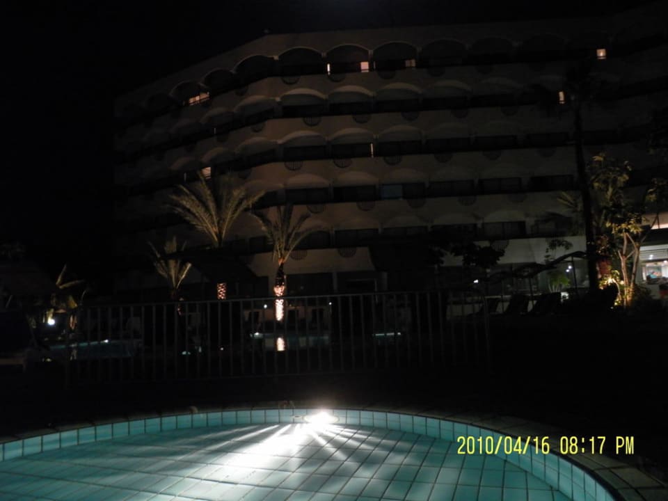 Hotel noca Crystal Springs Beach Hotel