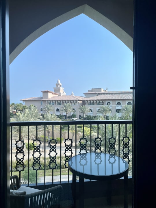 Zimmer Saadiyat Rotana Resort &  Villas