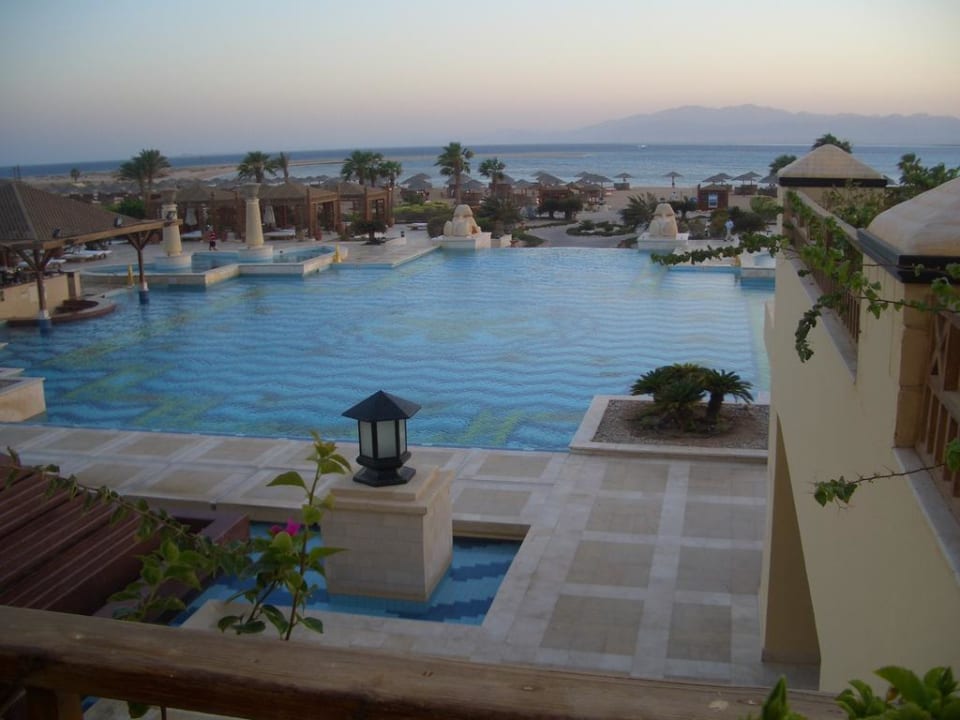 Ausblick von der Bar oberhalb der Lobby Hotel Sheraton Soma Bay Resort