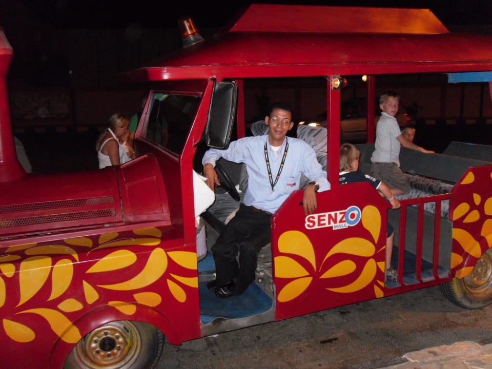 Senzo-Mall-Bimmelbahn Pickalbatros Alf Leila Wa Leila Resort - Neverland Hurghada