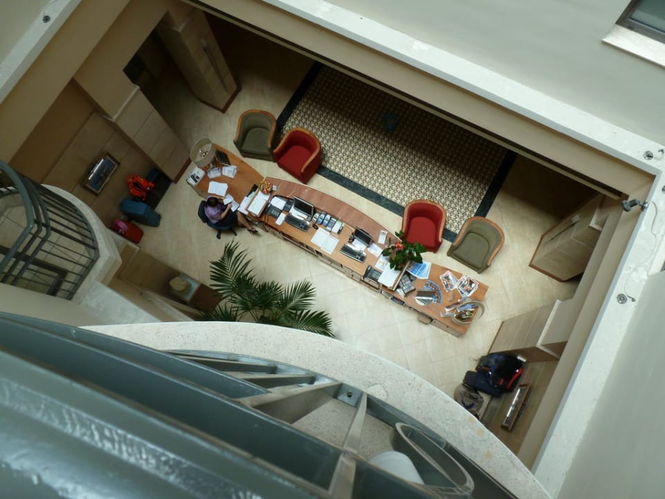Blick vom Zimmer aus nach Unten Maritim Antonine Hotel & Spa Malta