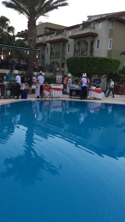 Pool Hotel Gardenia Beach