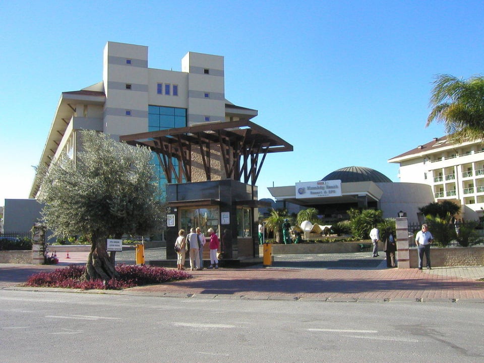 Eingang Sunis Kumköy Beach Resort Hotel & Spa