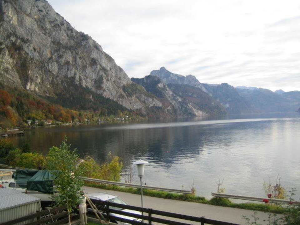 Ausblick aus dem Garten Haus Gschliefort