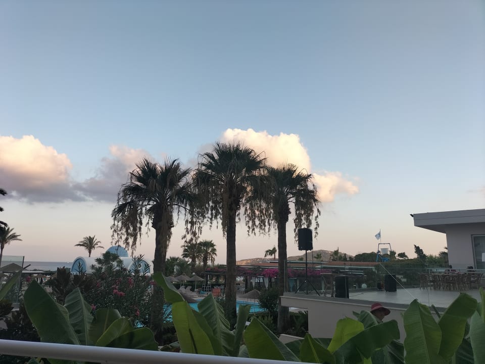 Außenansicht Pegasos Deluxe Beach Hotel