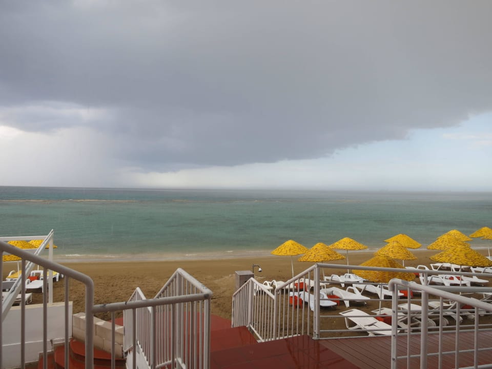 Regen satt Salamis Bay Conti Resort Hotel & Casino
