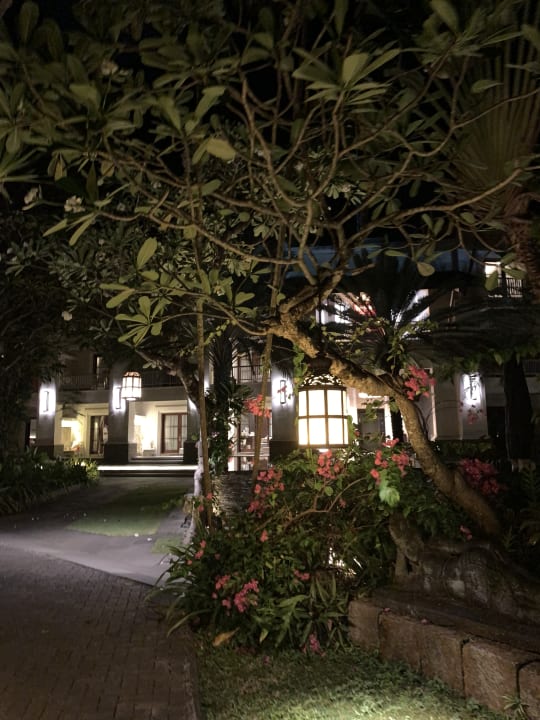 Gartenanlage Puri Santrian