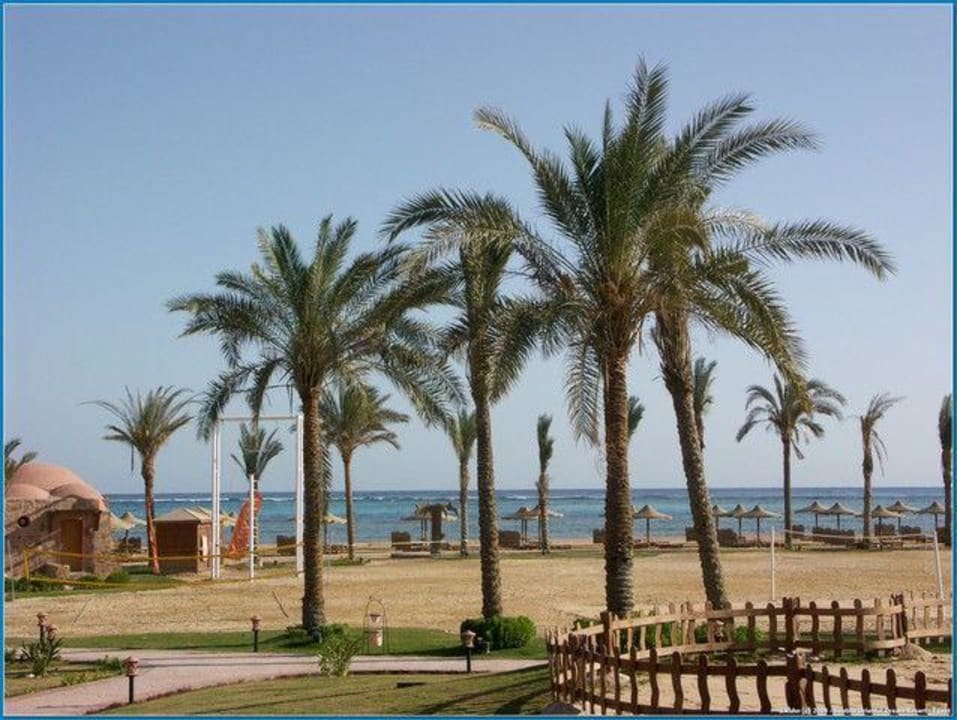 Blick zum Strand/Sport Bereich Swisstouch Oriental Resort Marsa Alam