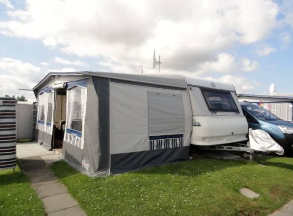 Gepfl. Wohnwagen direkt am Strand Ferienwohnungen und Wohnwagenvermietung Abben