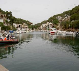 Hafen von Cala Figuera