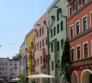 Stadtplatz mit Bürgerhäusern