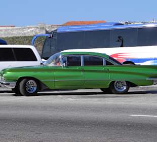 Alte Schlitten in Kuba