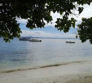 Mittag auf Cayo Levantado