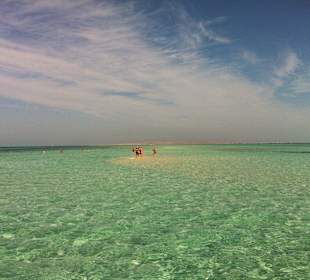 2 karibische "Sandbank" mitten im Roten Meer