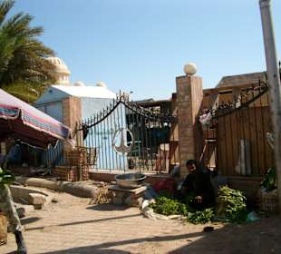 Neben dem Eingang zum Fischmarkt