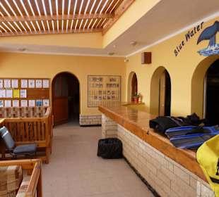 Materialausgabe der Tauchbasis