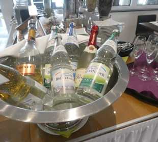 Frühstücksbuffet im Panorama Hotel, 8. Stock