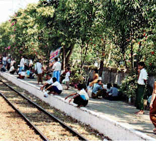 Bahnhofsstation in Yangon