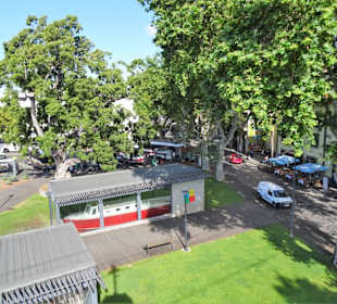 Blick aus der Gondel auf die Altstadt von Funchal