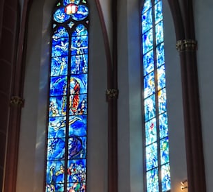 Chagall-Fenster – große Kunst in St. Stephan