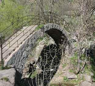 Kloster Geghard - Brücke über den Azad Fluß