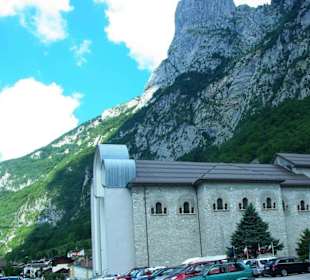 Paluzza Kirche