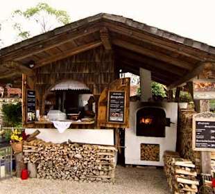 Sengzeleten genießen im Glasdorf Weinfurtner
