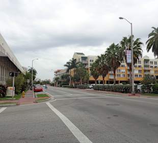 Blick auf die Collins Avenue