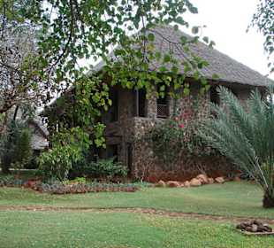 Kilaguni Serena Lodge