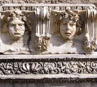 Side Arkeoloji Müzesi (Archäologisches Museum)