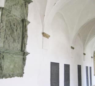 Gang ab der Krypta zum Domkreuzgang