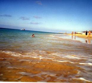 Pláž  poblíž hotelu Stella Jandia