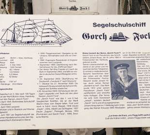 Infotafel an Deck der Gorch Fock