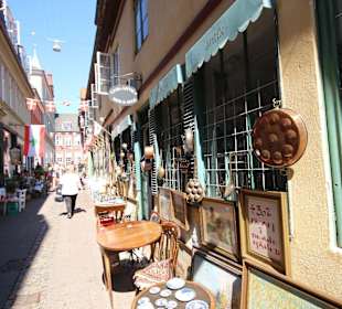  Enge Gassen und bunte Gebäude