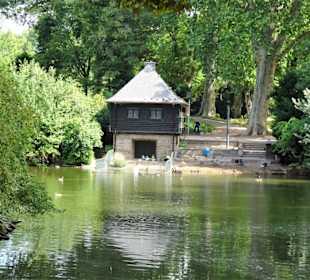 Rundgang durch den Hofgarten Düsseldorf