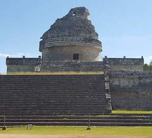 Santi Tour/Playa del Carmen in Chichen Itza