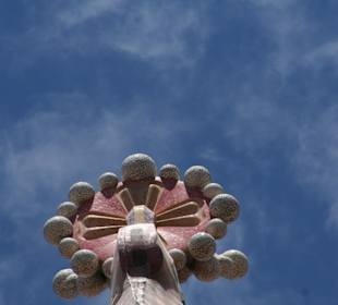 Gigantisches Bauwerk