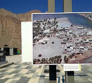 Stadtrundfahrt Khasab Bilderausstellung