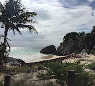 Ruinen Tulum, baden am Strand 100 Meter weiter möglich
