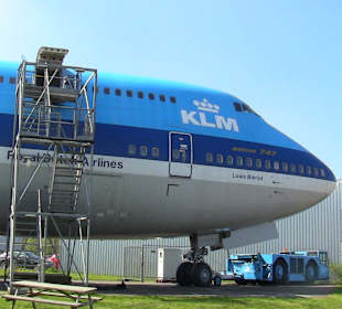KLM B747